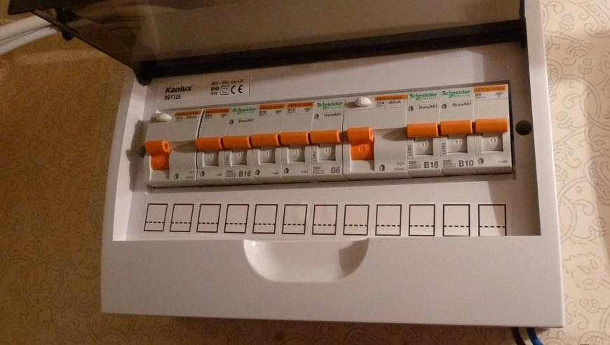 Modern Fuse Box Uk - Wiring Diagram Schemas