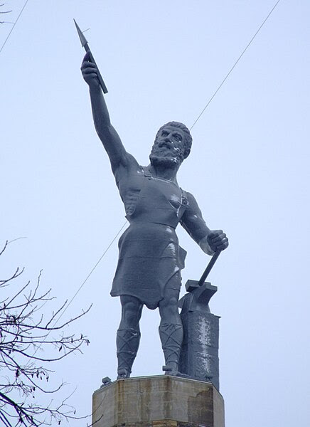 File:Vulcan statue Birmingham AL 2008 snow.jpg
