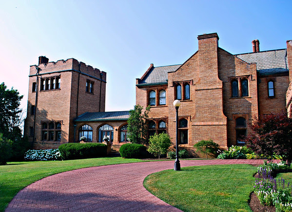Mansion at the Cranwell Resort, Spa, and Golf Club