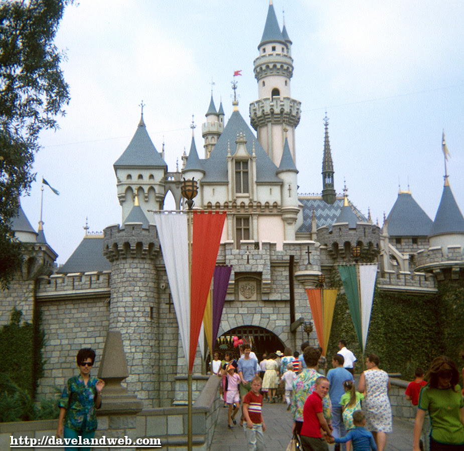 Davelandblog: Disneyland, October 1966 Pt. 4 & Cruella Cels