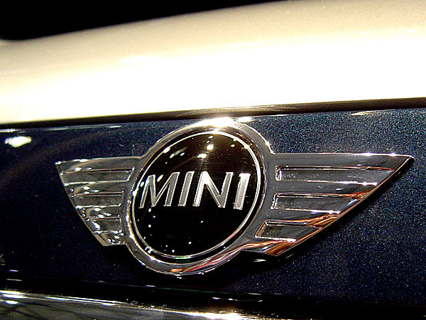 mini badge