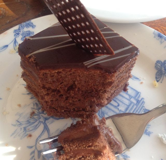 Afternoon Tea At Yspa - Romance For Two