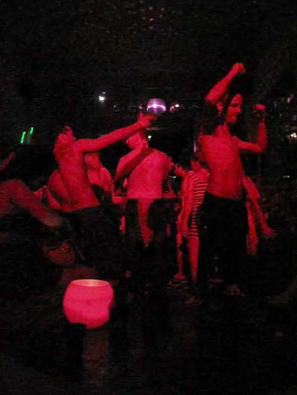 12_600PArty