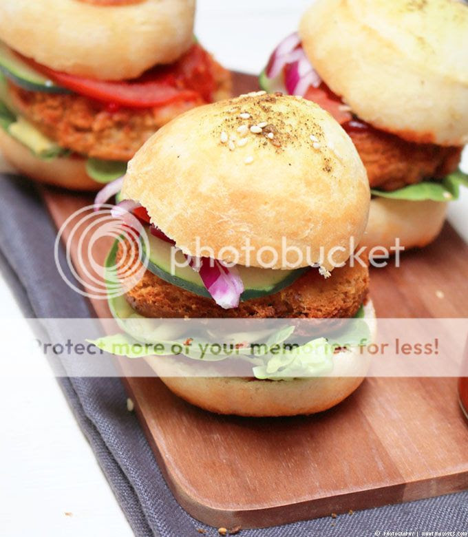 Falafelburger - whatinaloves.com