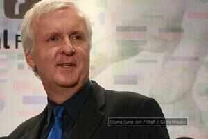James Cameron dando script 'Avatar' il tocco finale James Cameron dando script 'Avatar' il tocco finale