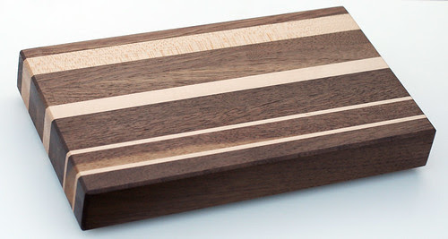 My cousin made this cutting board.