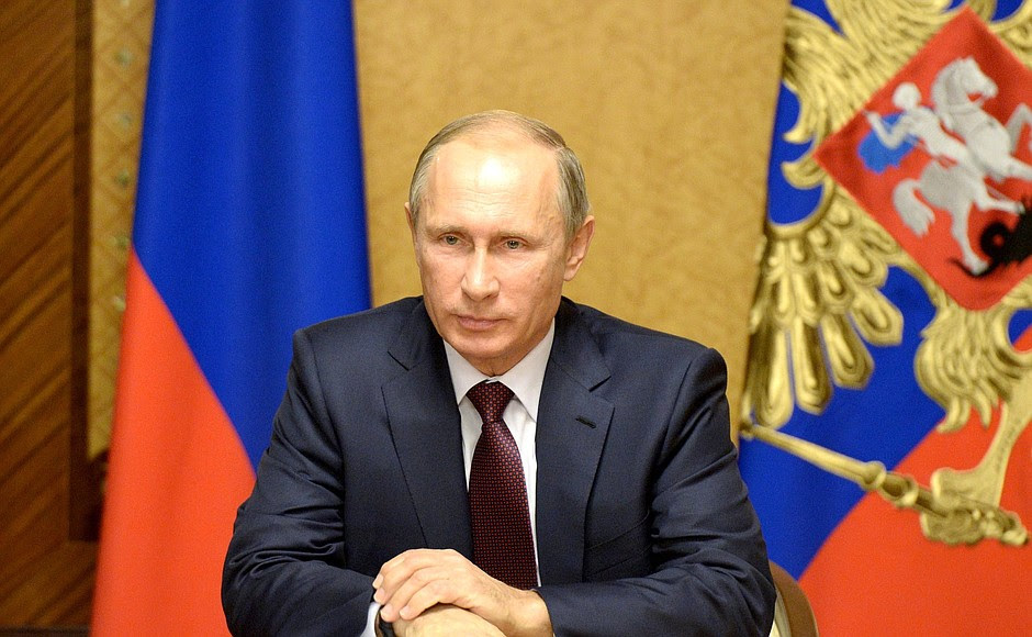 На совещании с постоянными членами Совета Безопасности.