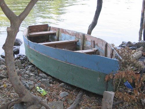 skiff