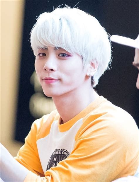 File:Jonghyun at a fansign at IFC Mall in Yeouido, May File:Jonghyun at a fansign at IFC Mall in Yeouido, May