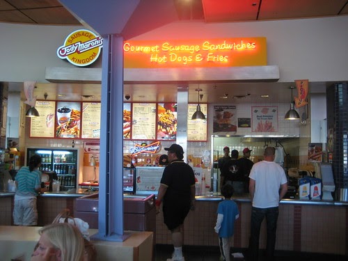 Eileen Likes To Eat: [Cabazon] [Fast Food] Jody Maroni&#39;s Sausage Kingdom