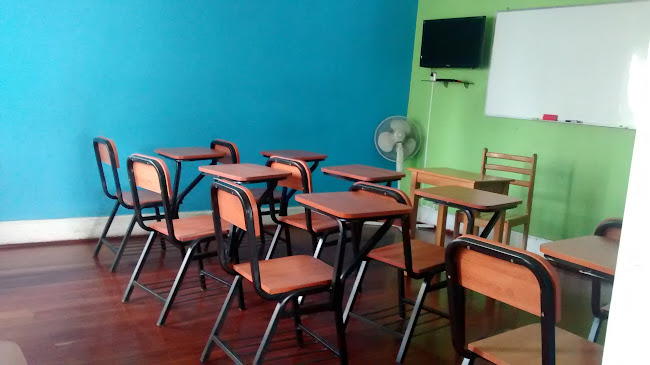 Av. la Libertad 2034, San Miguel 15046, Perú