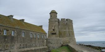 SAINT-VAAST-LA-HOUGUE