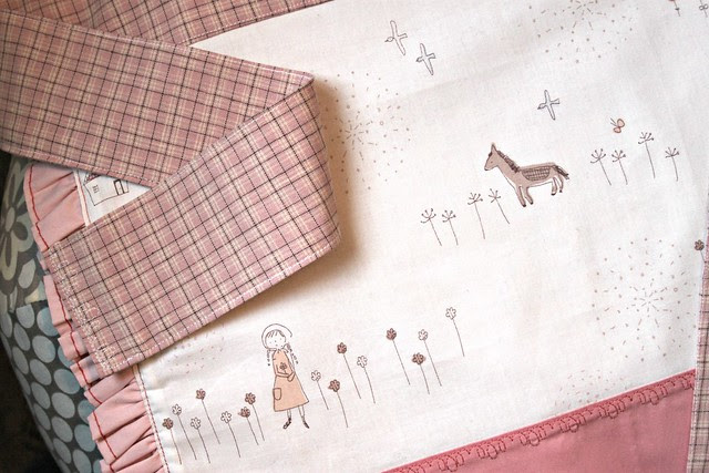 Sweet Apron Details