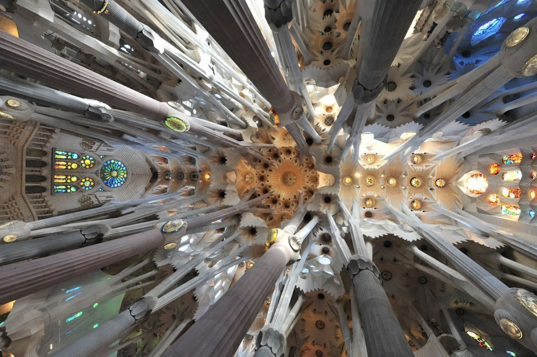 seven-wonders-of-europe-la-sagrada-familia