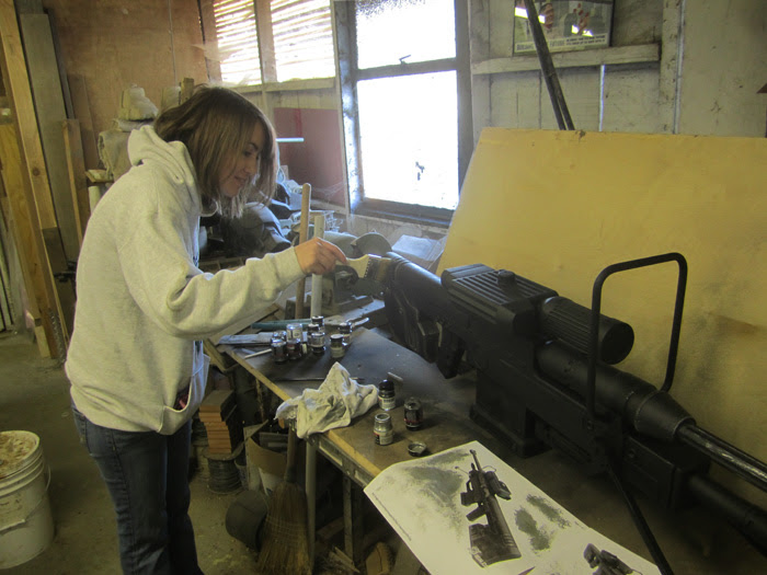 Mal painting rifle