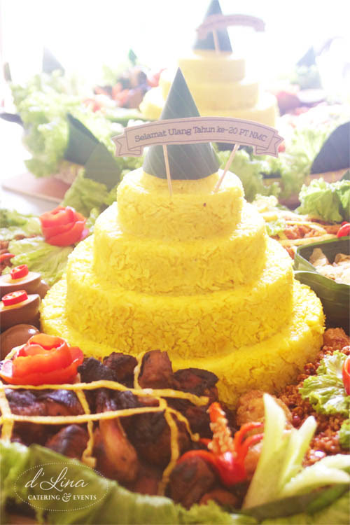  tumpeng  anniversary dlina catering events lihat