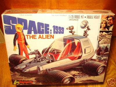 space1999_alienmodel