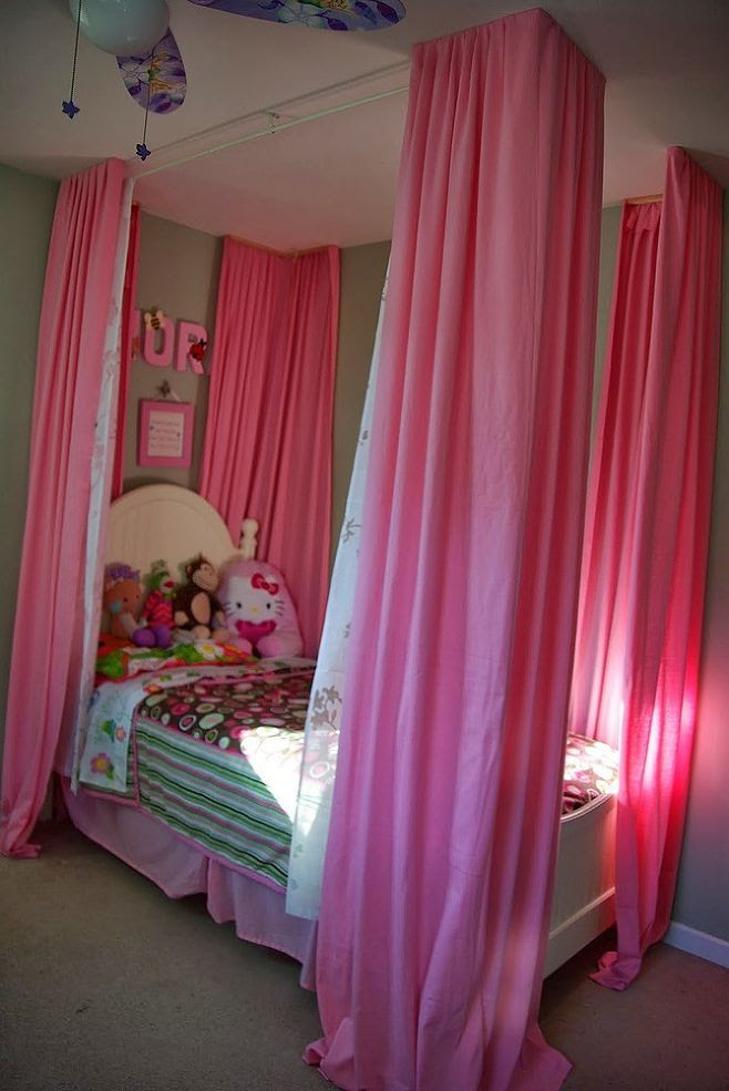 Curtain That Hangs Over Bed Blankets Throws Ideas Inspirations
