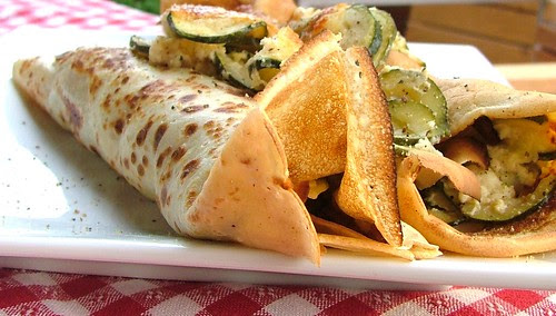 Crepes with zucchini & cheese