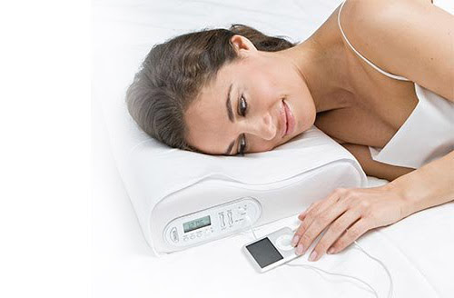 11 Innovative and Functional Pillow Designs – DesignSwan.