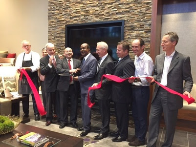 lot31ribboncut