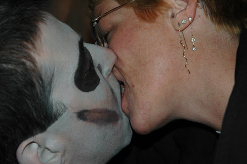 making out3-1web.jpg
