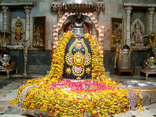 Twelve Jyotirlingas (Dwadasha Jyotirlinga) Darshana - Somnath Temple, Gujarat Twelve Jyotirlingas (Dwadasha Jyotirlinga) Darshana - Somnath Temple, Gujarat