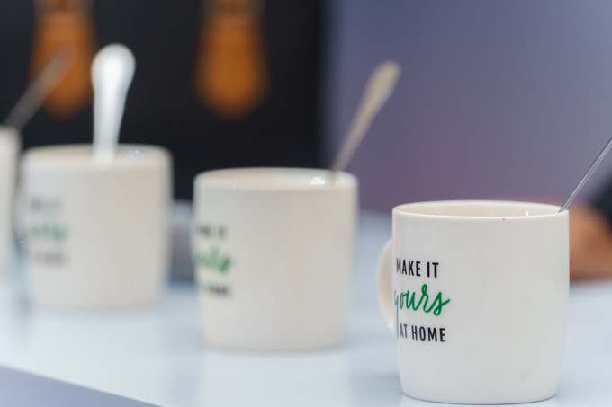 Starbucks hợp tác Nestlé nâng tầm ly cà phê hòa tan