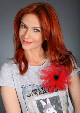 Wallpaper Gallery: Adela Popescu 12 Photos & Pictures redwap free download