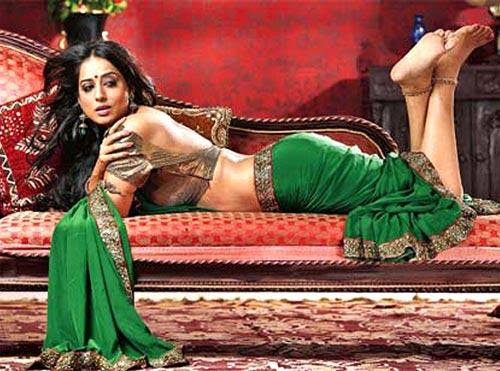 Mahie Gill Latest Hot Picture