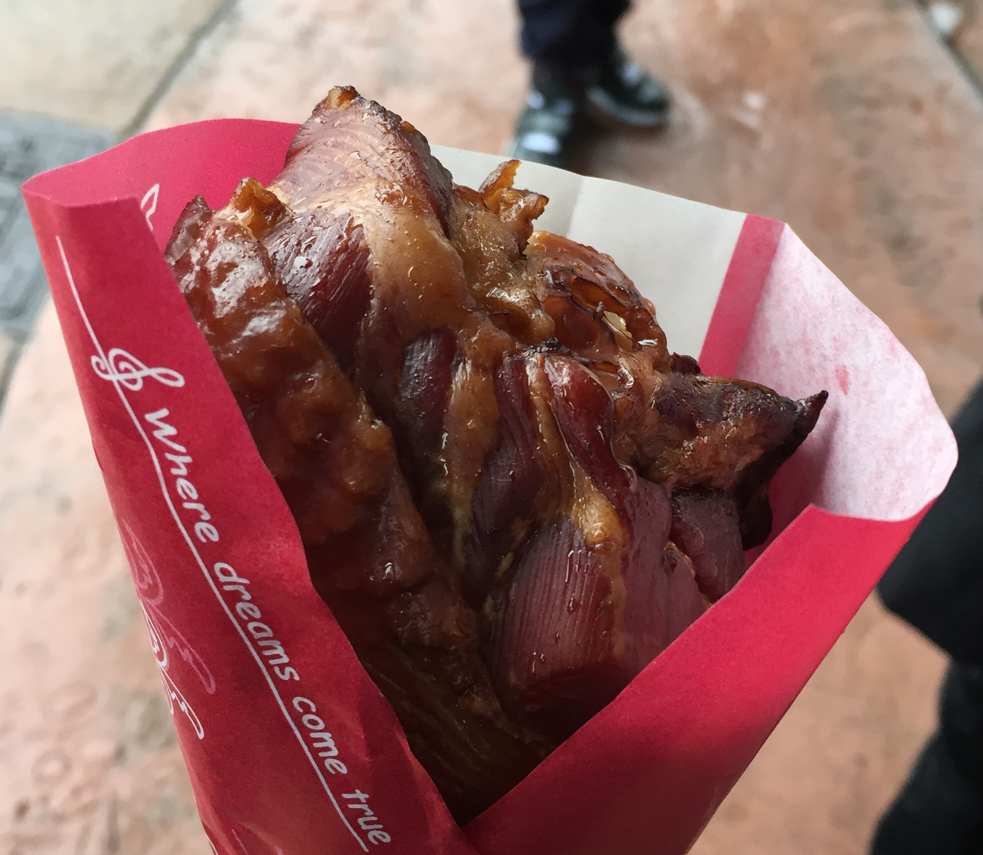エレガントディズニー スモーク ターキー レッグ 食べ 方 すべてのイラスト画像