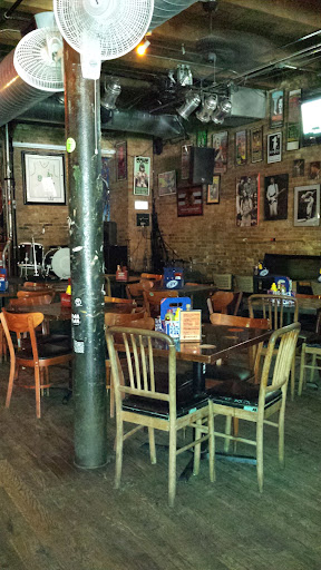 Bar & Grill «Reggies Chicago», reviews and photos, 2105 S State St, Chicago, IL 60616, USA