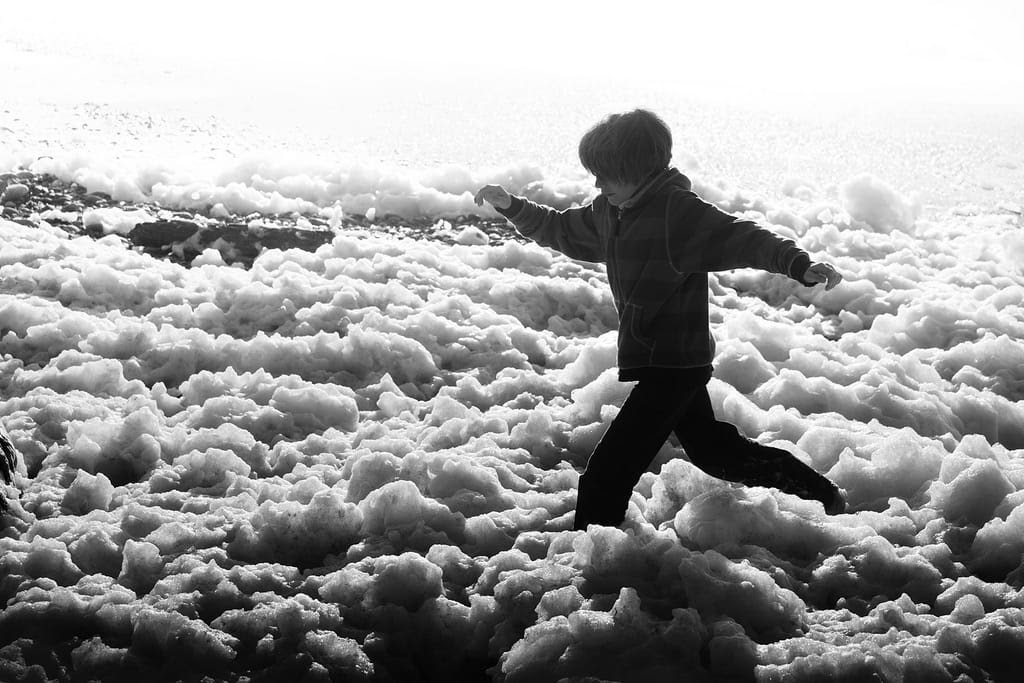 Mysterious Landscapes of People Exploring the World by Nicolas Bouvier Mysterious Landscapes of People Exploring the World by Nicolas Bouvier travel landscapes
