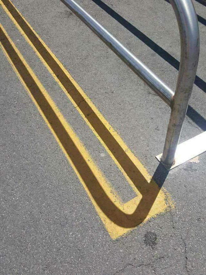 La sombra encaja perfectamente La sombra encaja perfectamente