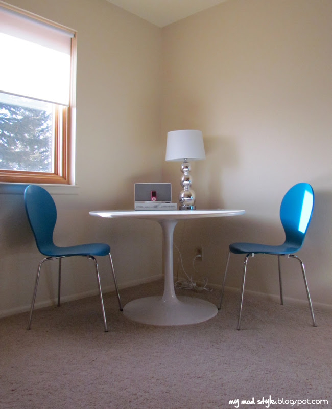 Base Living Room Feb2012 8