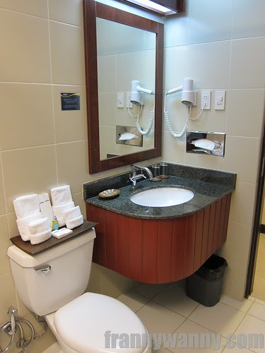 microtel 4