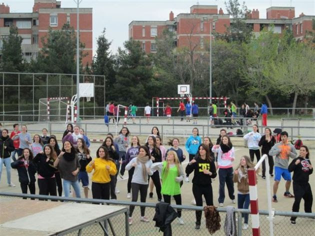 Alumnes del Centre Educatiu Jaume Viladoms / JV Imatge