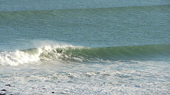 Surfing Manu Bay, Raglan
