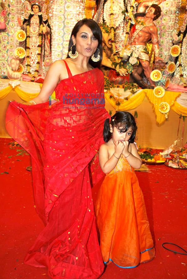 Babes Sexy Xxx Rani Mukherjee At Durga Puja-8706