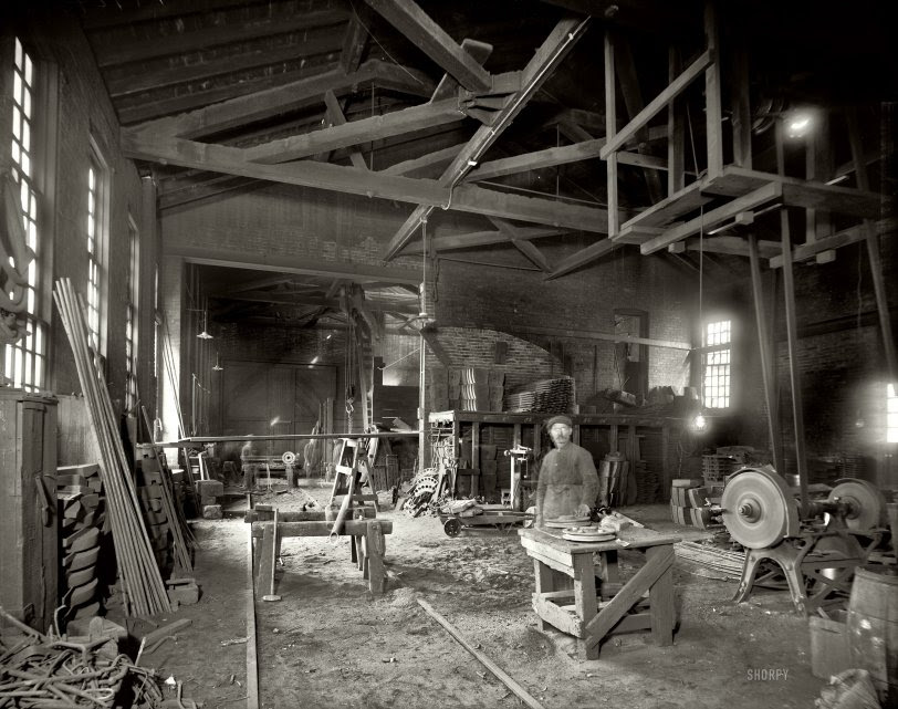 The Scrap Room: 1915