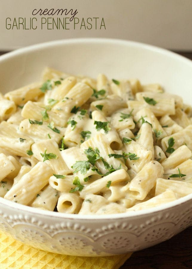 Brand new Weekly Meal Plan loaded with delicious recipes to help you plan out your week! | Ioanna's Notebook #mealplan #mealplanning #familyrecipes #recipes #familycooking Super simple and delicious Creamy Garlic Penne Pasta recipe on { lilluna.com }