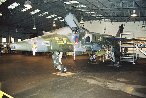 XX977/DL-05 Jaguar GR.1 (9132M)