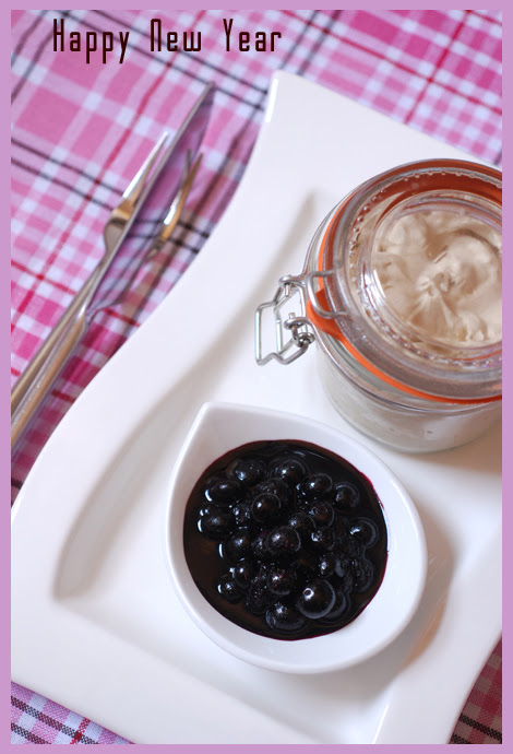 brandy butter and blueberry compote© by Haalo