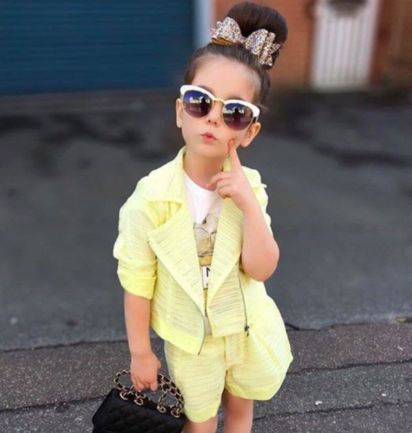 Gaya Foto Anak Kecil Perempuan Lucu Gambar Ngetrend dan VIRAL