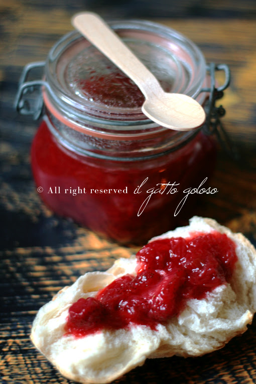 marmellata di rabarbaro
