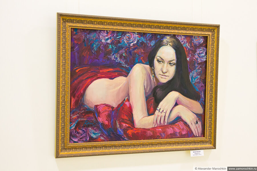 Выставка портретной живописи Олицатворения в ТРЦ РИО