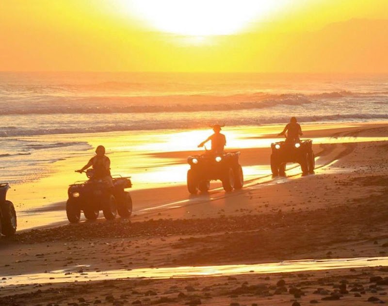 13+ Gambar Lukisan Pemandangan Waktu Senja Di Tepi Pantai ...