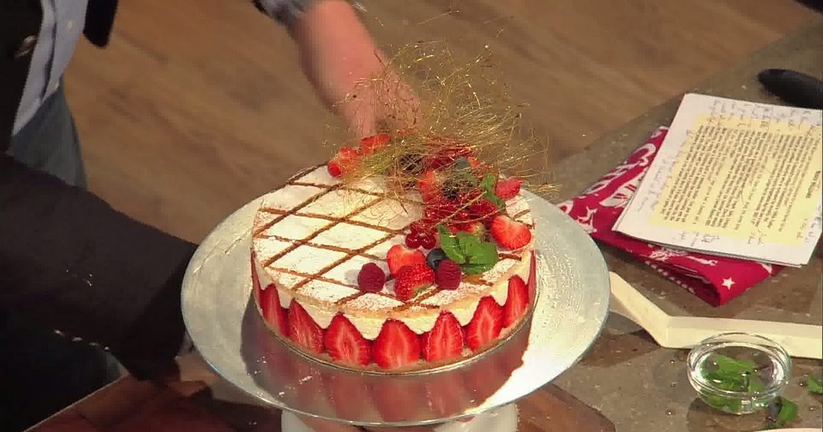 James Martin Date And Walnut Cake / daftar film anak-anak mnc tv / Date