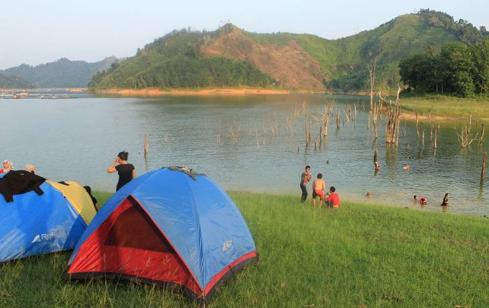 Contoh Danau Buatan Di Indonesia Adalah Danau Indah