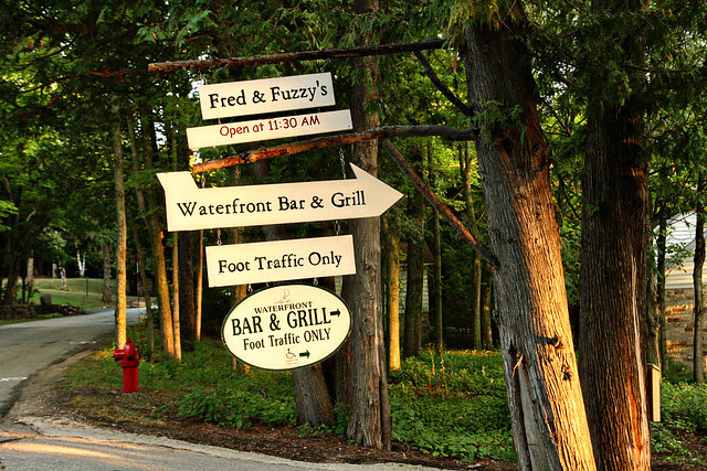 fred and fuzzys waterfront bar and grill